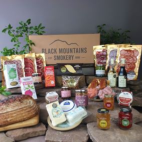 Tapas Luxury Feast Hamper