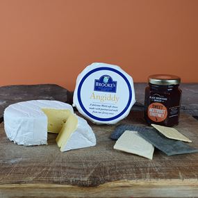 Angiddy Welsh Soft Cheese 