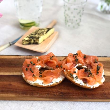 smoked salmon bagels