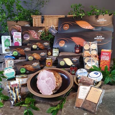 Sugarloaf Luxury Wicker Hamper Sugarloaf Luxury Wicker Hamper