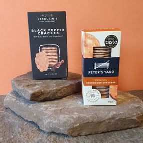 Black Pepper and Sourdough Crackers 