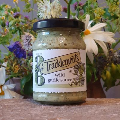 wild-garlic-sauce wild-garlic-sauce
