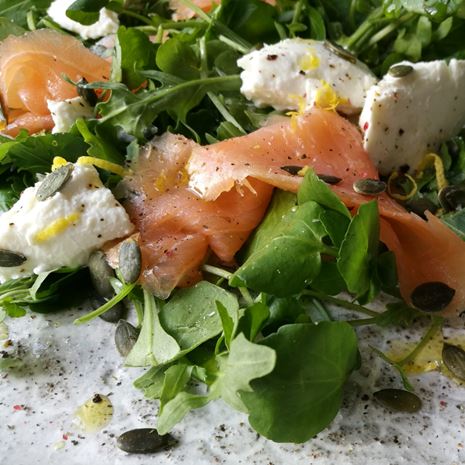 Smoked Salmon Salad with Ricotta Cream Cheese