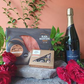 Classic Smoked Salmon and Fizz with Gremillet 