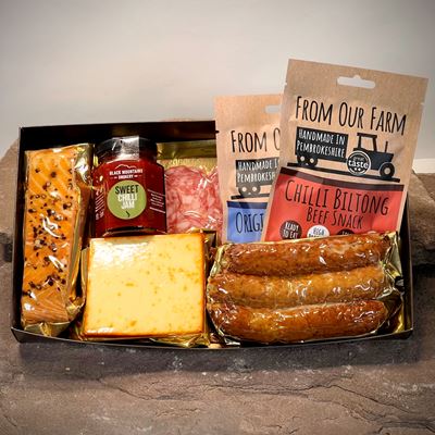 Little-Dragon-Feast-Gift-Hamper